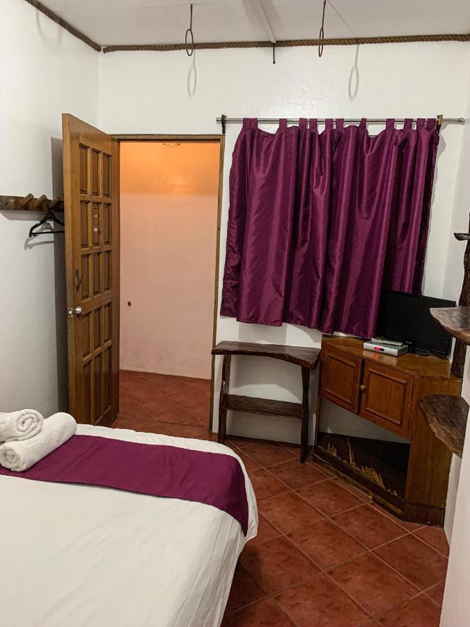 Harleys Hotel Olongapo Dış mekan fotoğraf
